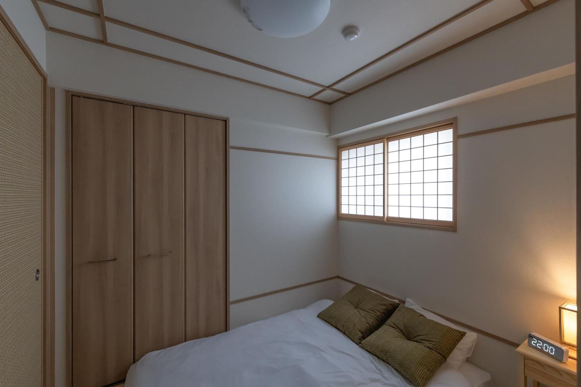 Ferienwohnung H2H Shinsaibashi Ōsaka Exterior foto