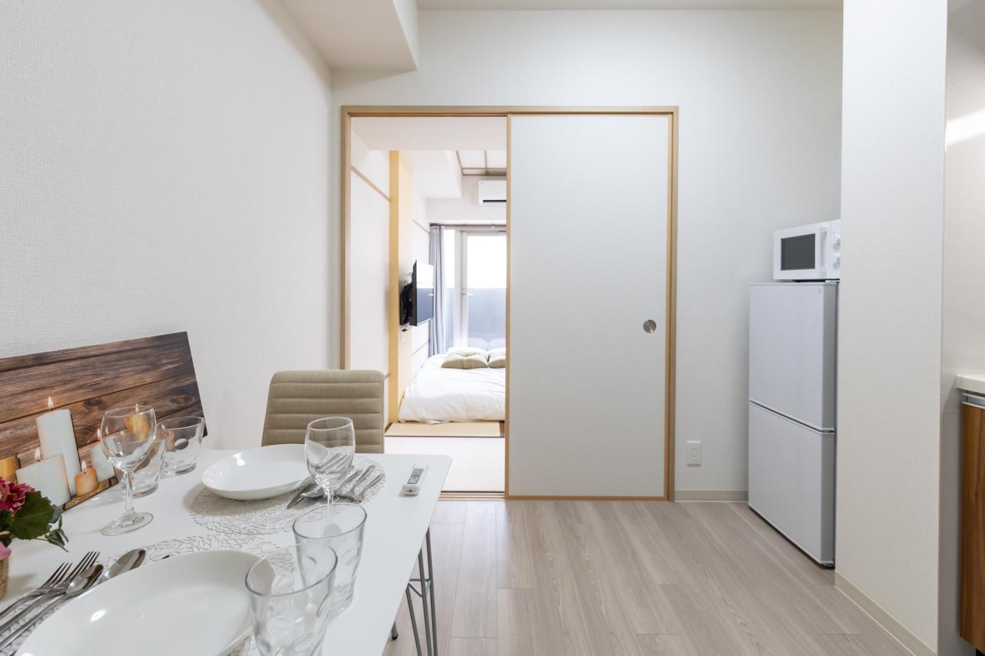 Ferienwohnung H2H Shinsaibashi Ōsaka Exterior foto